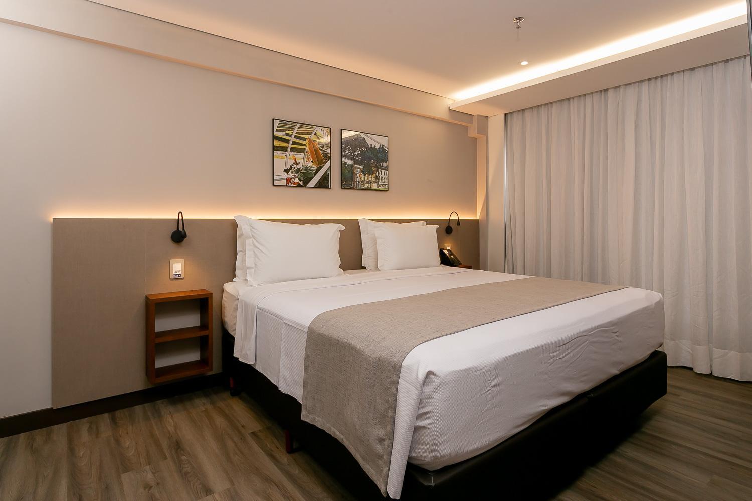 Hotel Roochelle Convention By Nobile Curitiba Exterior foto