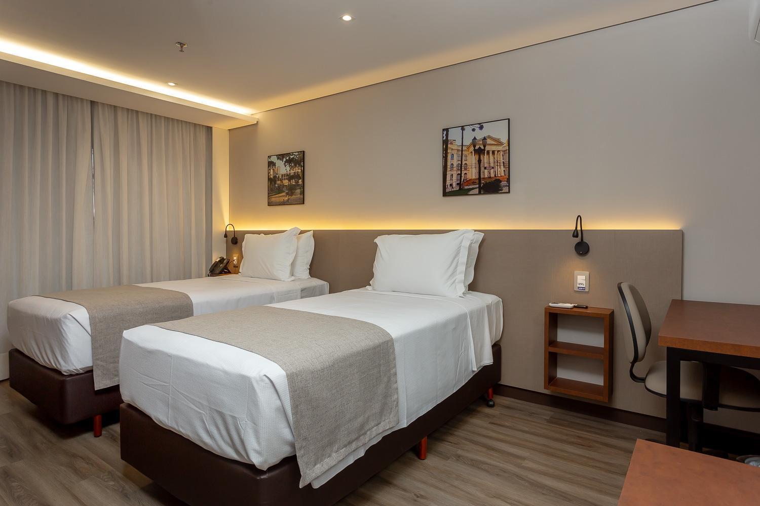 Hotel Roochelle Convention By Nobile Curitiba Exterior foto
